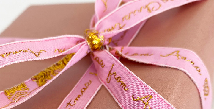 Gift ribbon