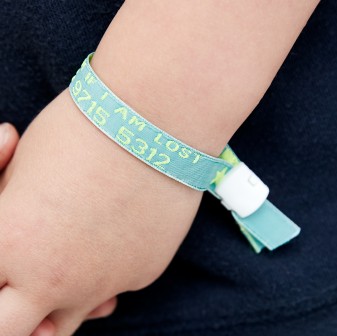 Personal ID wristbands for children 