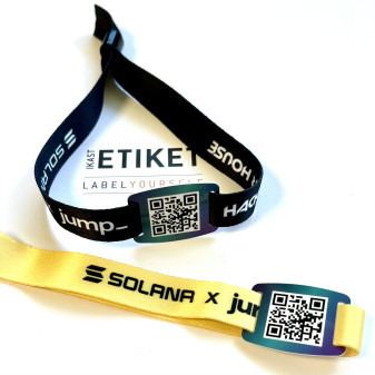 Festival wristband with QR code or barcode