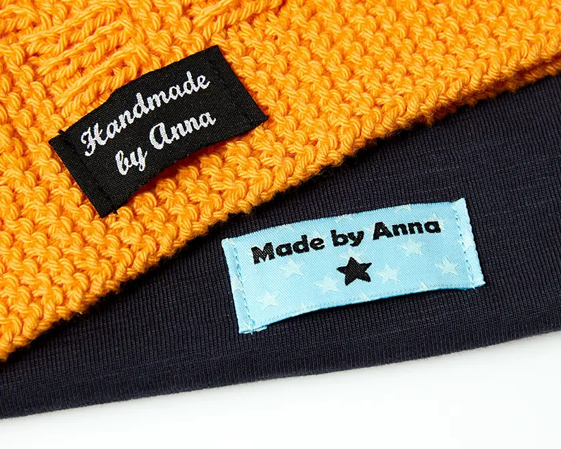 Labels for clothes endfolded