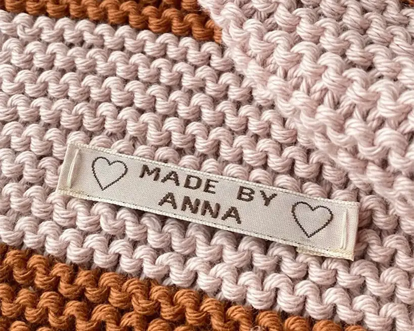 Woven name labels